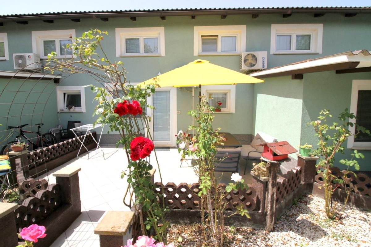 Green Place Apartments Portorož Eksteriør bilde